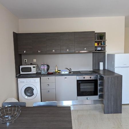 Sunny Star Dreams Condo W Prime Location, Pool, Sea View Sveti Vlas Buitenkant foto