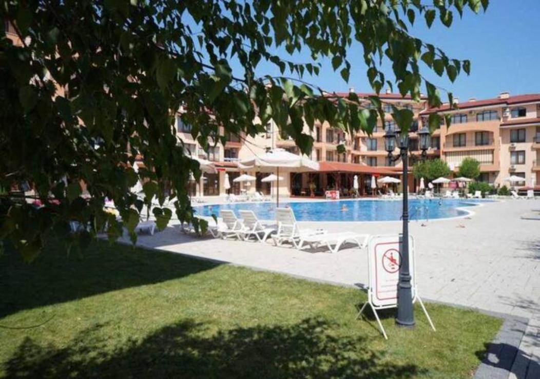 Sunny Star Dreams Condo W Prime Location, Pool, Sea View Sveti Vlas Buitenkant foto