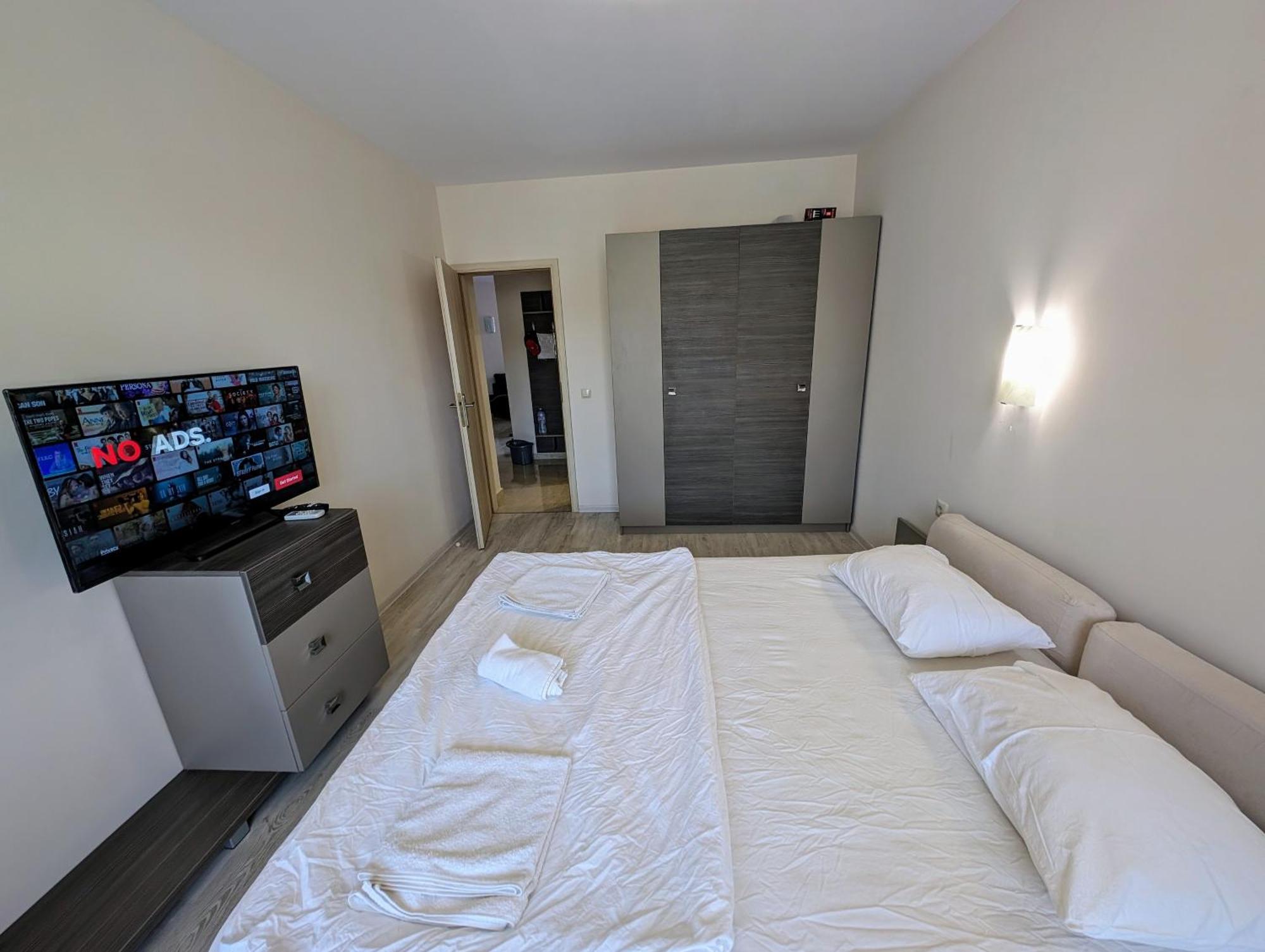 Sunny Star Dreams Condo W Prime Location, Pool, Sea View Sveti Vlas Buitenkant foto